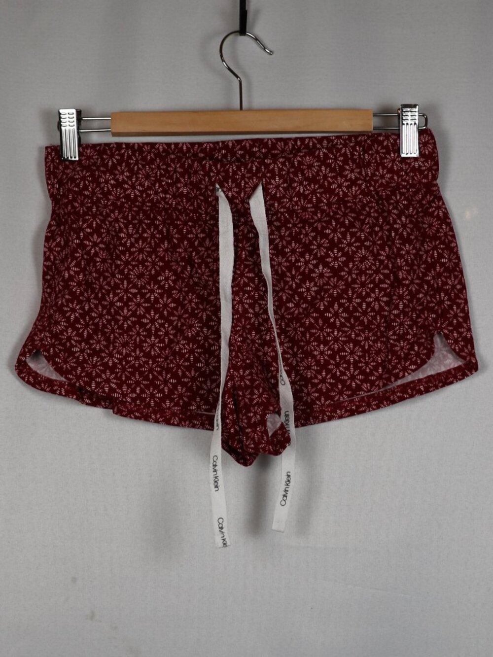 Calvin Klein Women's Dark Cherry Pajama Shorts Checkered Star Pattern Sz Small